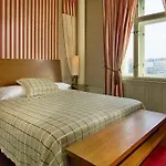 Mamaison Riverside 5* Praga