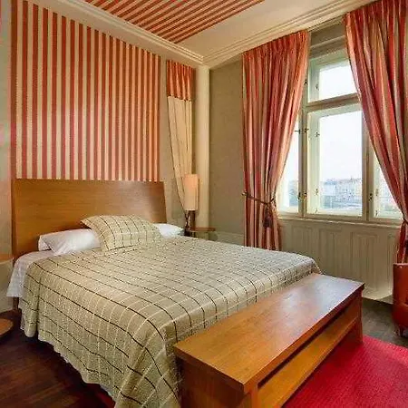 Hotell Mamaison Riverside 5*