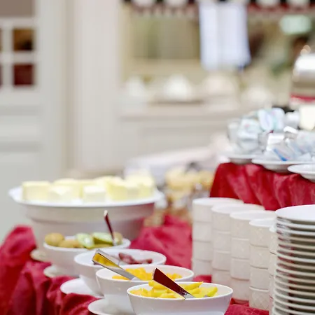 마메종 리버사이드 호텔 5*