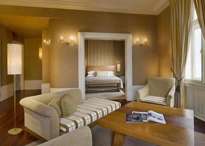Hotel Mamaison Riverside