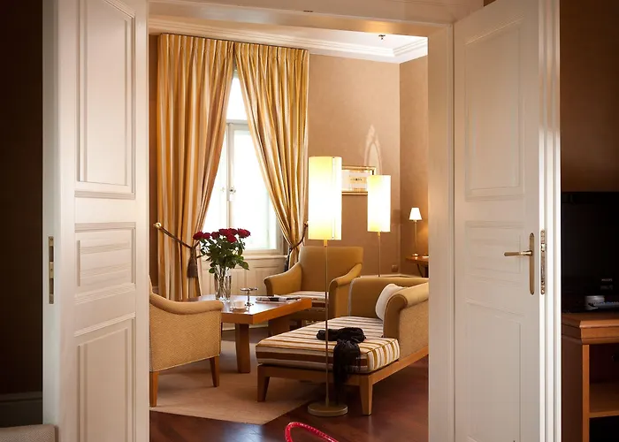 Mamaison Riverside Hotel 5*