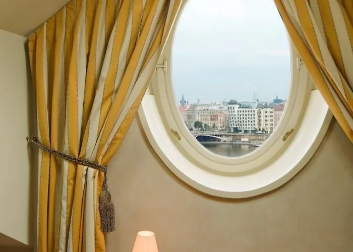 Mamaison Riverside Hotel Prague