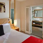 Hotel Mamaison Riverside 5*