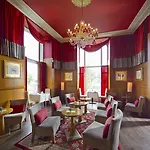 Mamaison Riverside 5*