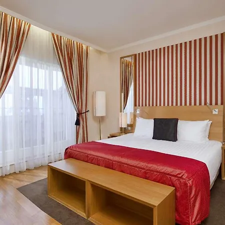 Mamaison Riverside Hotel Praag