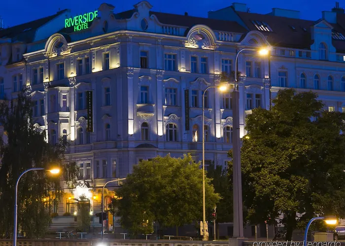 Mamaison Riverside 5*