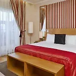 Mamaison Riverside 5* Prága